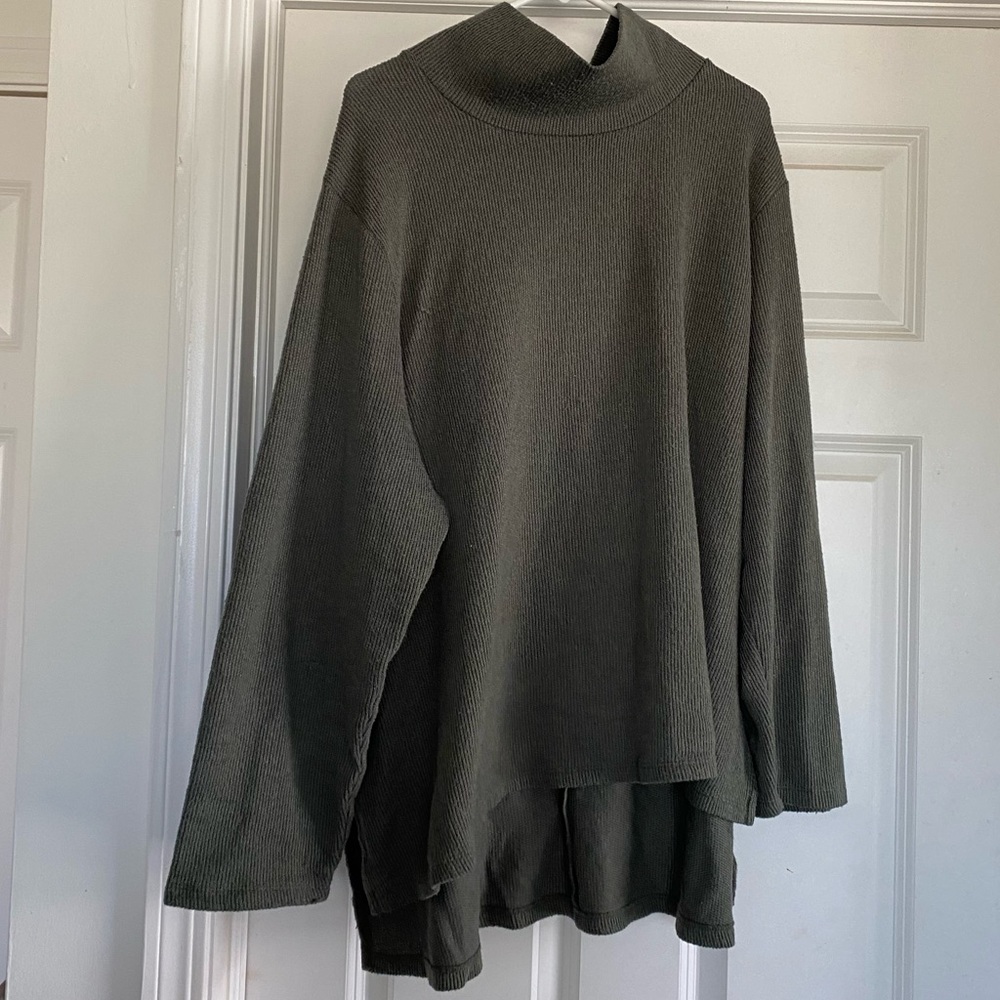 Olive Green Structured Turtleneck Light Sweater